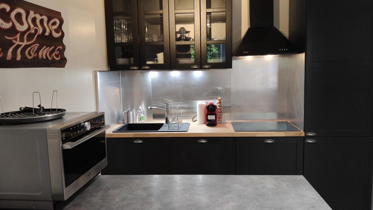 A Deux Pas Du Theatre Apartment Orange  Ngoại thất bức ảnh